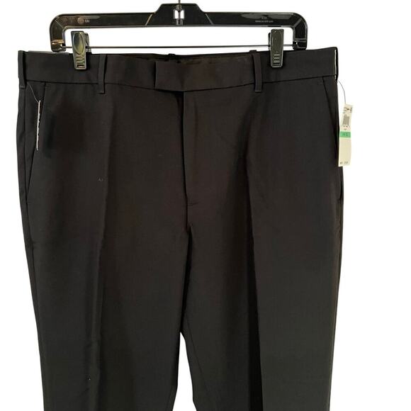 Van Heusen NWT Men's Black Dress Straight‎ Pants Size 34x32 - Picture 3 of 7